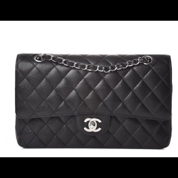 💯 Authentic Chanel handbag with silver chain. - Picture 1 of 7